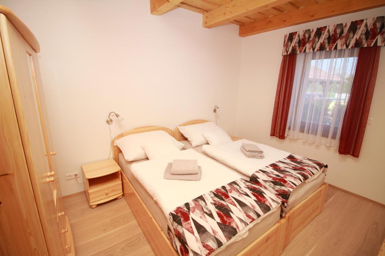 Boni Apartmanok Гедькив Екстер'єр фото